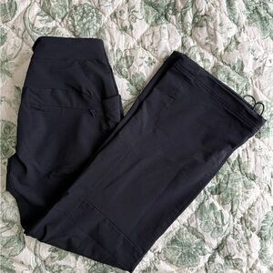 Mountain Hardware Women’s Soft-shell Outdoor Pants - Size 8